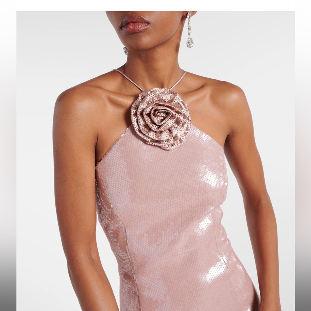 Rebecca Vallence Elegant Pink Sequin Gown - Picture 4 of 9